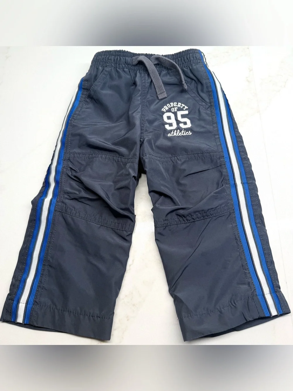 OshKosh B’gosh Boys Gray Lined Windbreaker Pants Size 18M